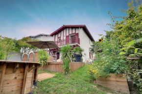 Maison avec jardin et piscine